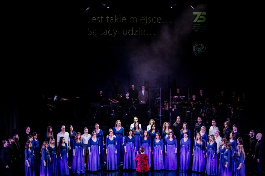 UEW gala_75_lat chór