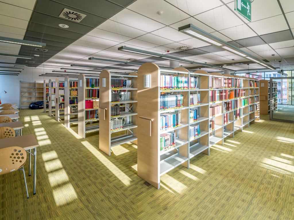 Biblioteka UEW