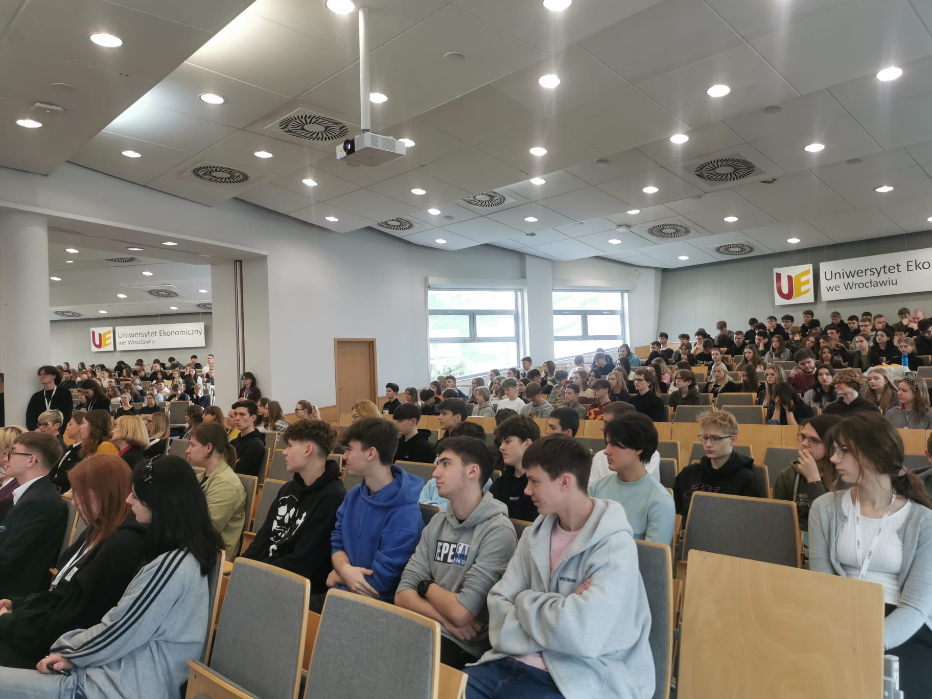 V edycję Szkolnej Konferencji Klimatycznej na UEW