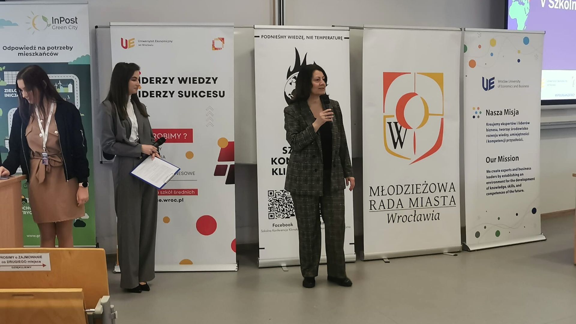V edycję Szkolnej Konferencji Klimatycznej na UEW