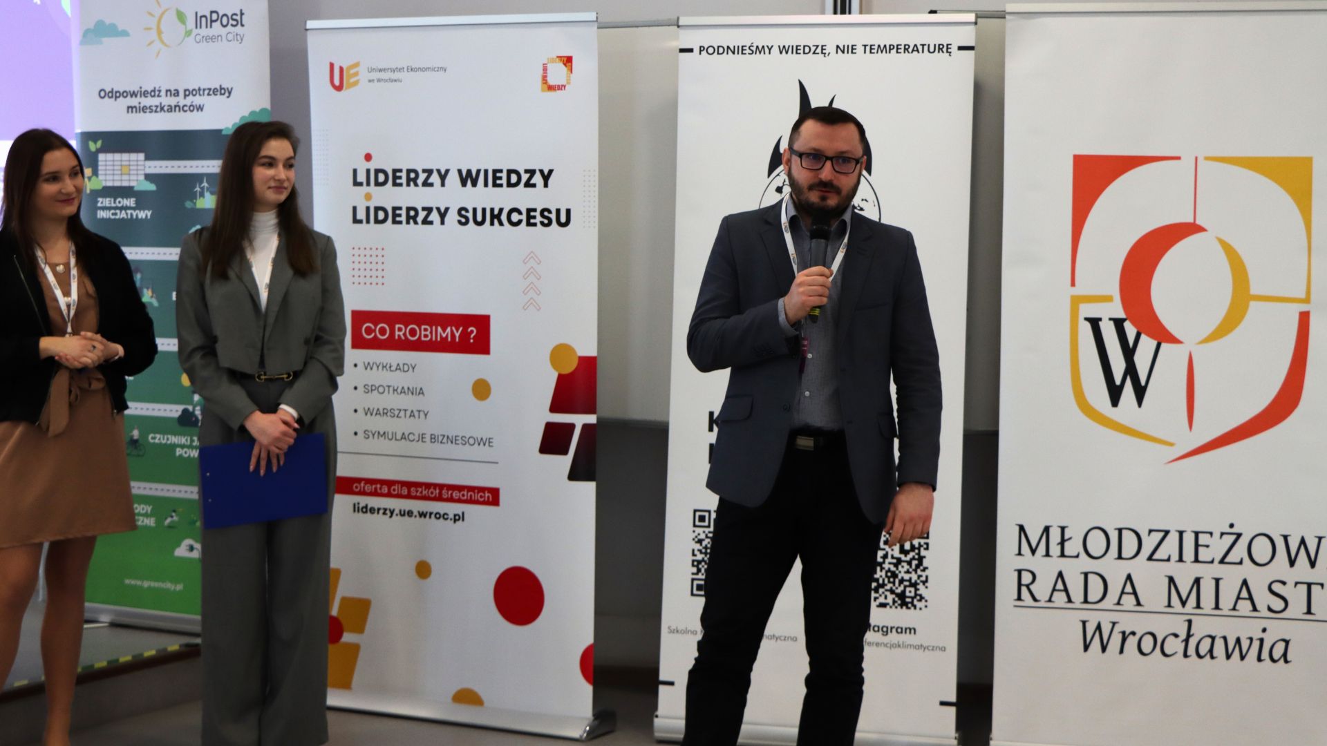 V edycję Szkolnej Konferencji Klimatycznej na UEW