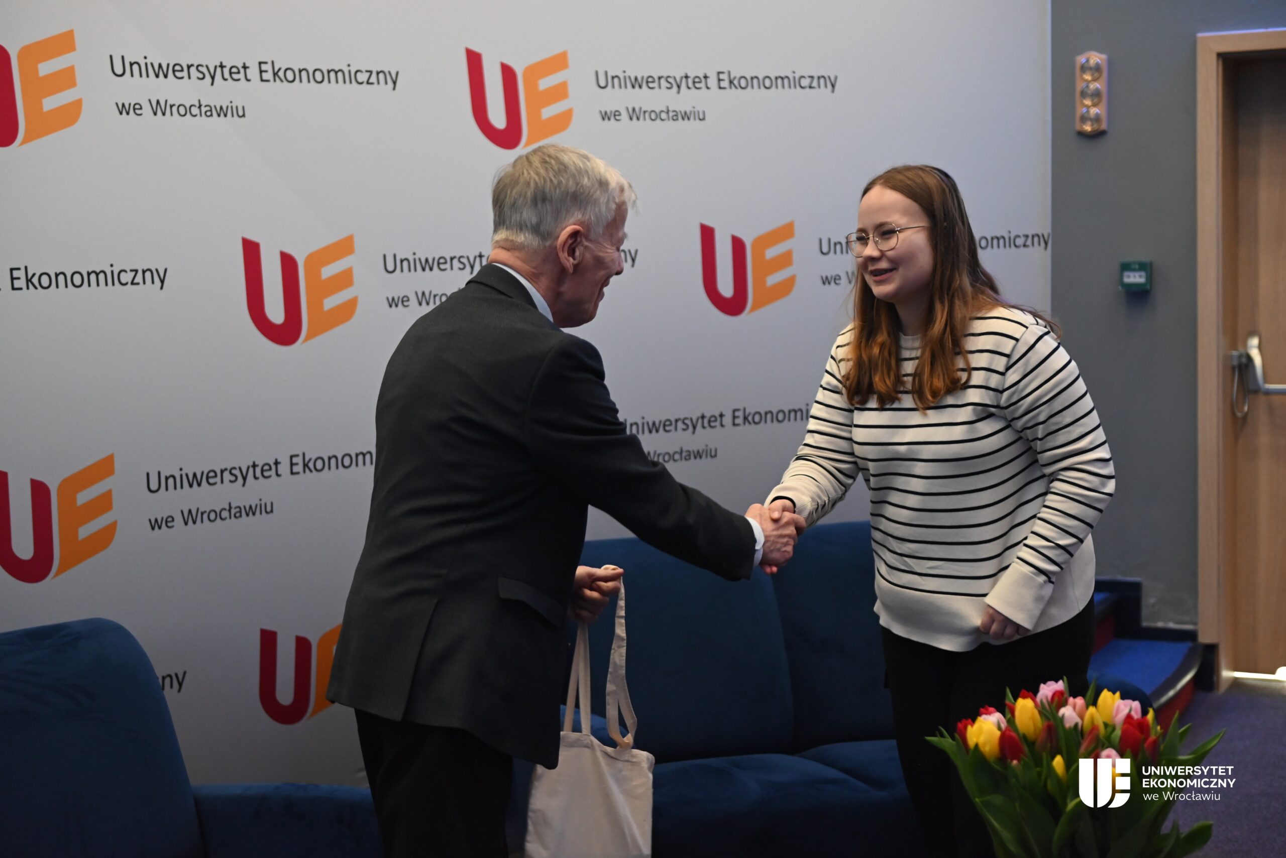Rozmowy UEkspertów. Debaty Studenckie na UEW