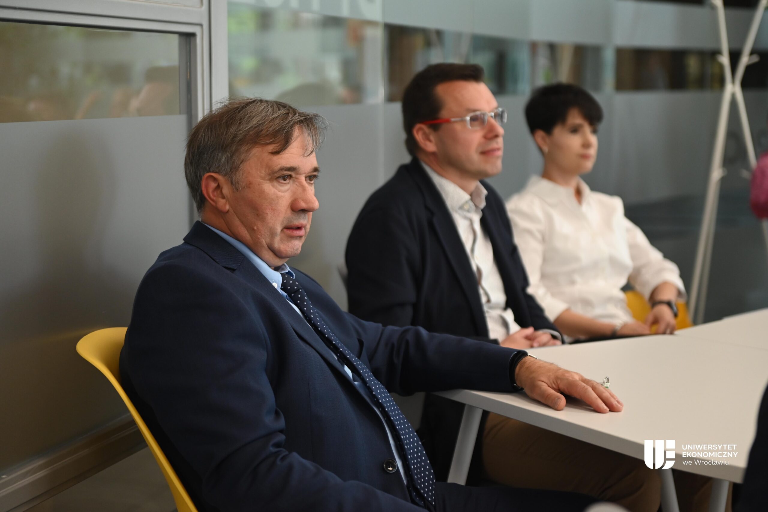 UEW przegląd współpracy z otoczeniem społeczno-gospodarczym