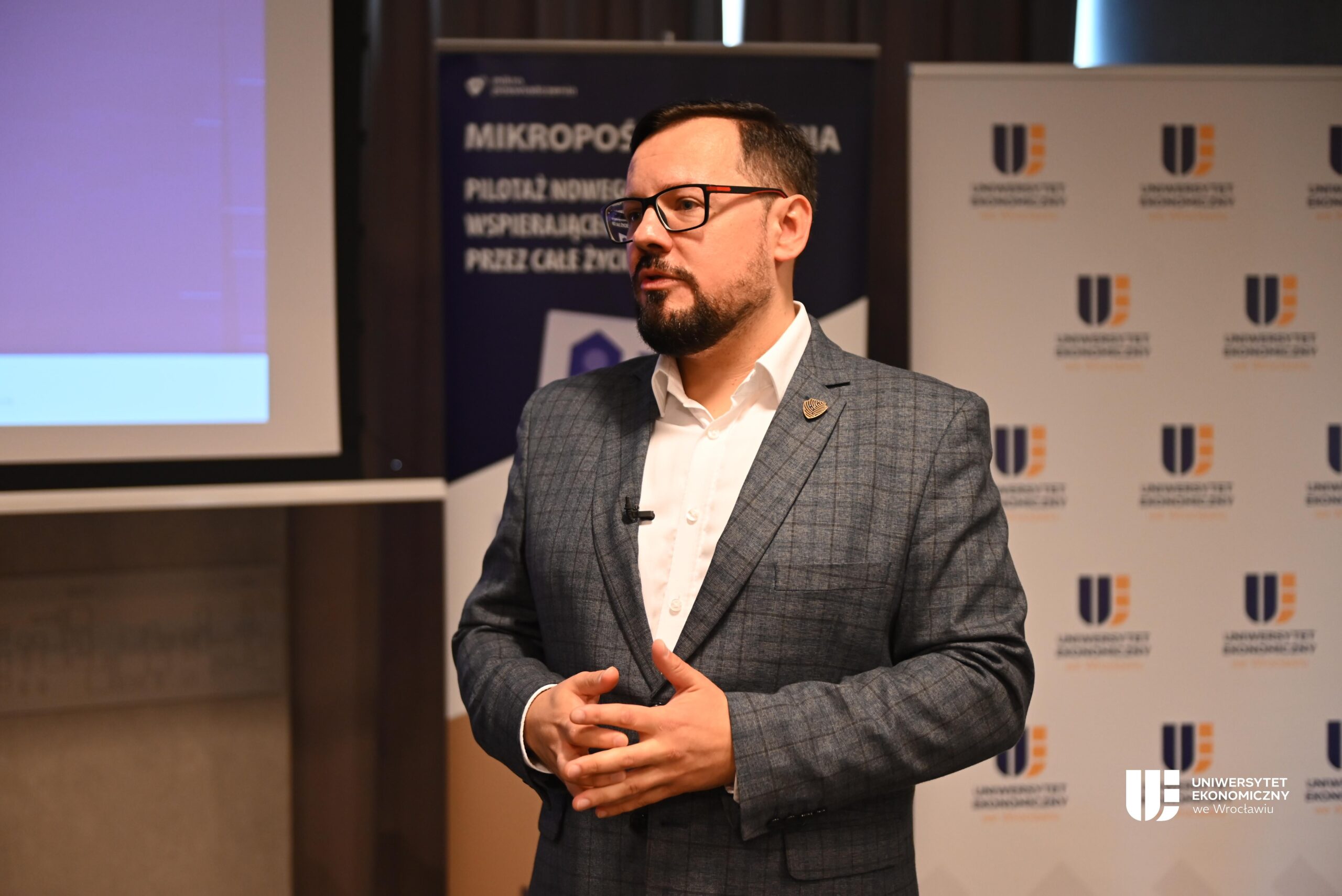 Mikropoświadczenia UniwersytetMikropoświadczenia Uniwersytet Ekonomiczny we Wrocławiu Ekonomiczny we Wrocłąwiu