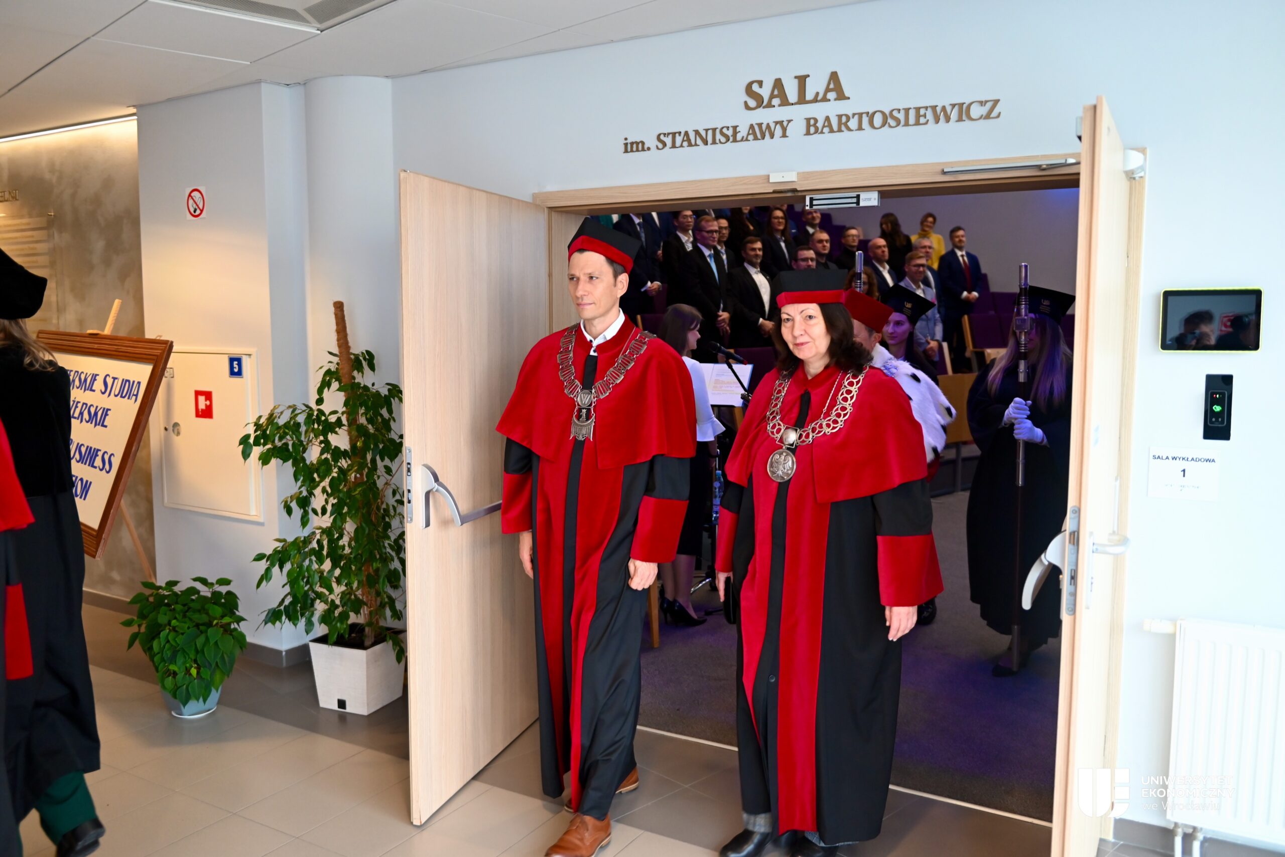 Inauguracja 32. roku akademickiego na studiach Executive MBA UEW