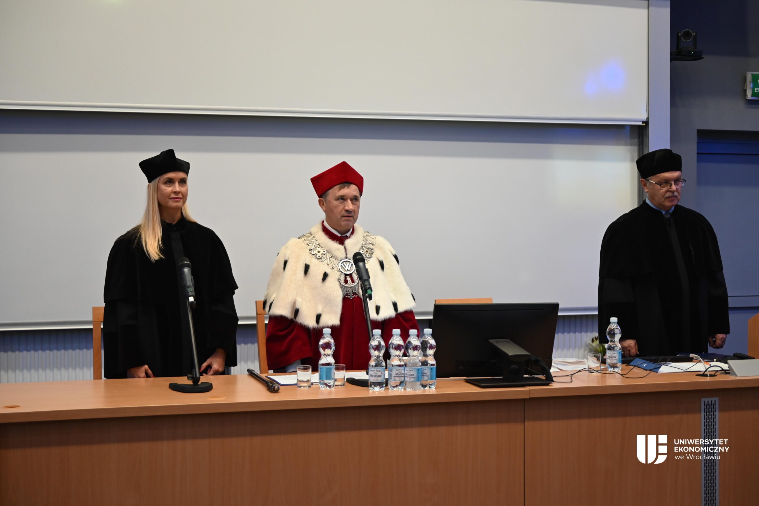 Uniwersytet Trzeciego Wieku UEW - nowy rok akademicki otwarty