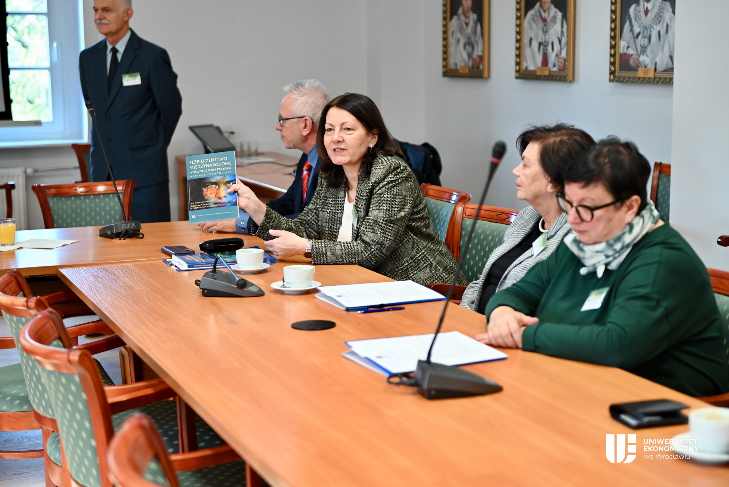 Bezpieczeństwo współczesnego świata konferencja na Uniwersytecie Ekonomicznym we Wrocławiu