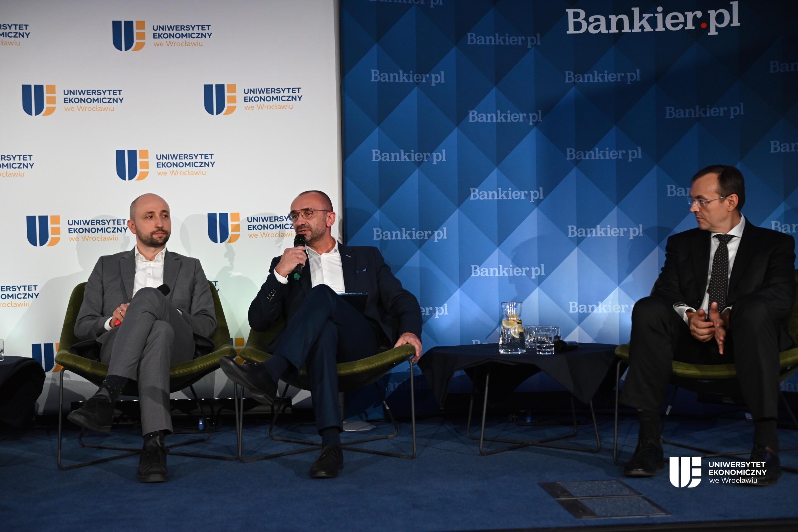 Forum Finansów z Bankier.pl na UEW