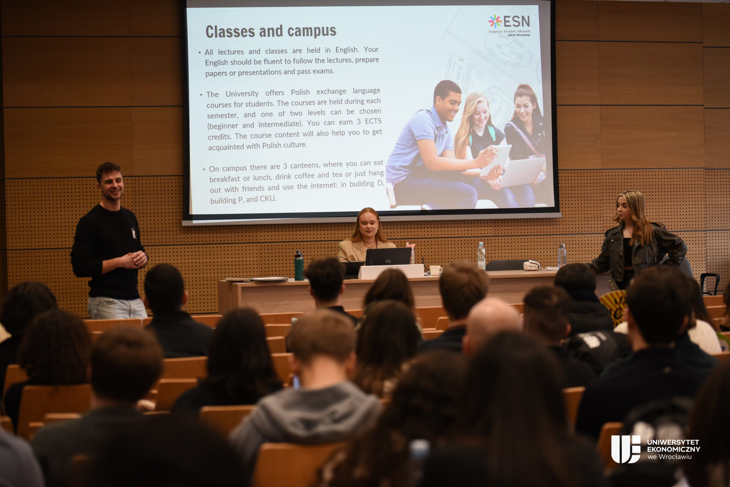 Erasmus na UEW