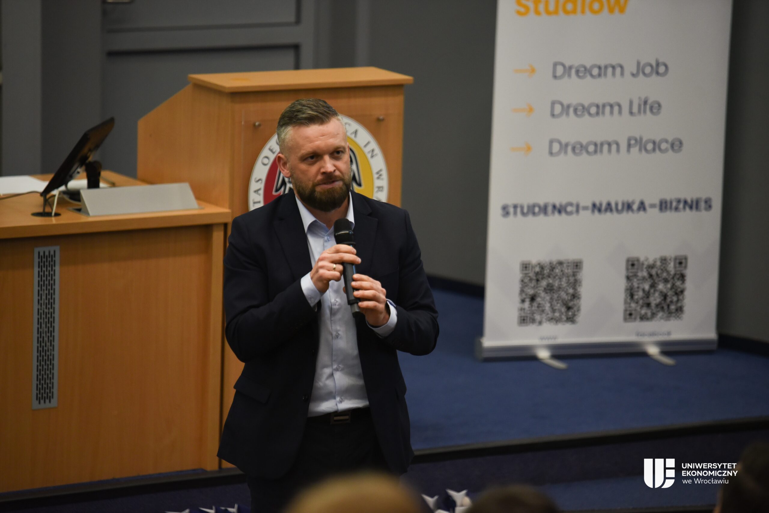Gala Biznesowego Indywidualnego Programu Studiów UEW
