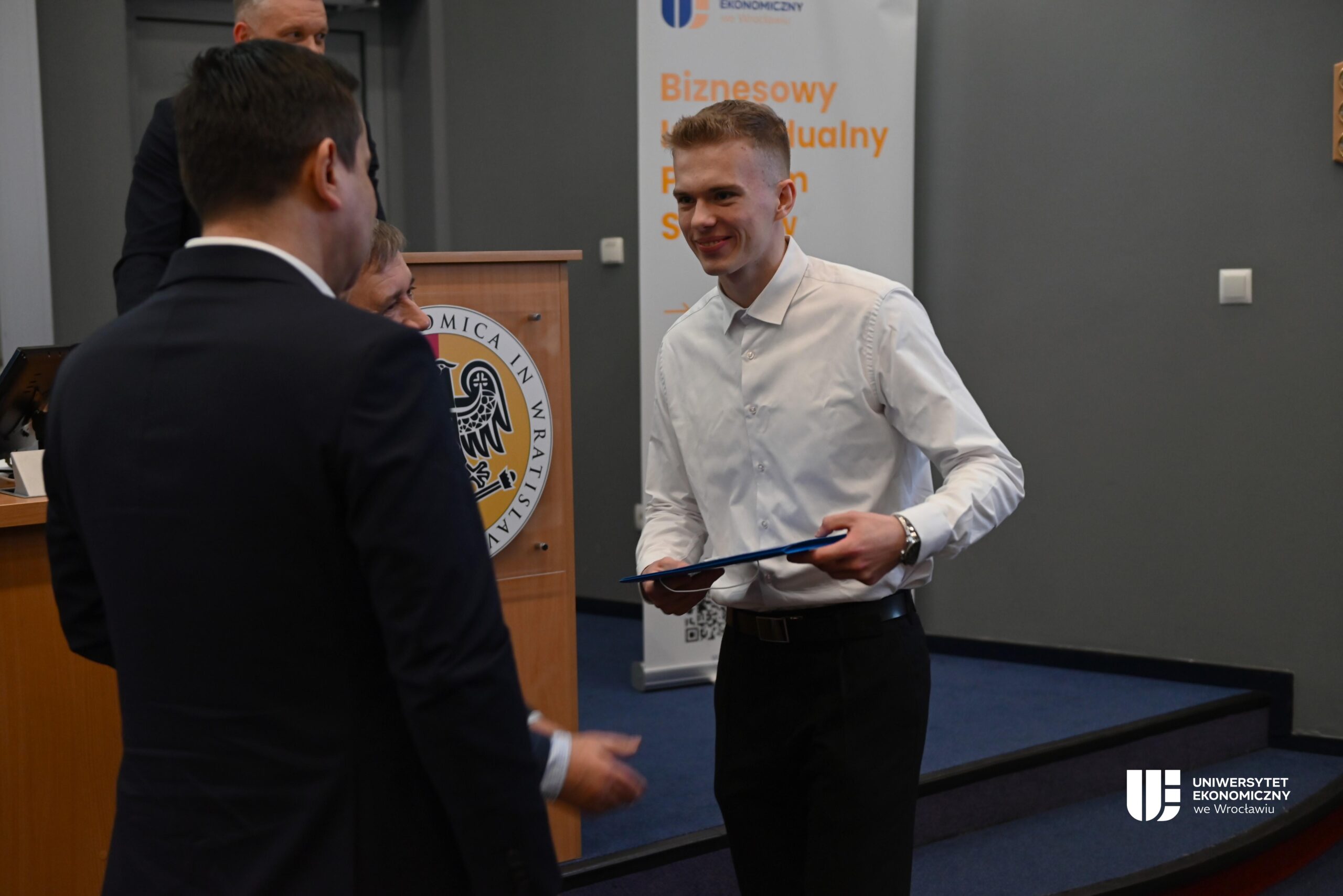 Gala Biznesowego Indywidualnego Programu Studiów UEW