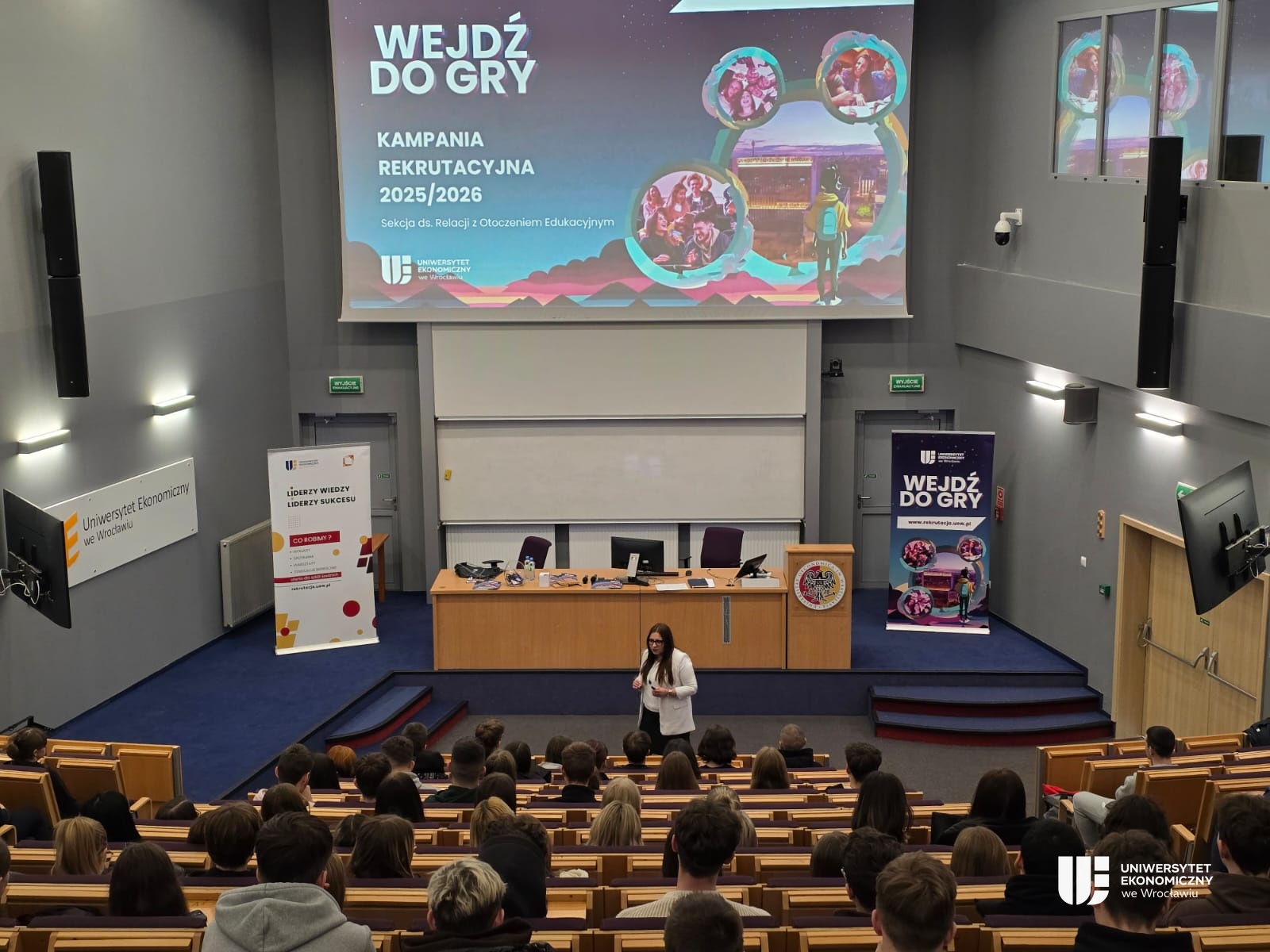 Bez ocen. Wykładowcy UEW uczniom