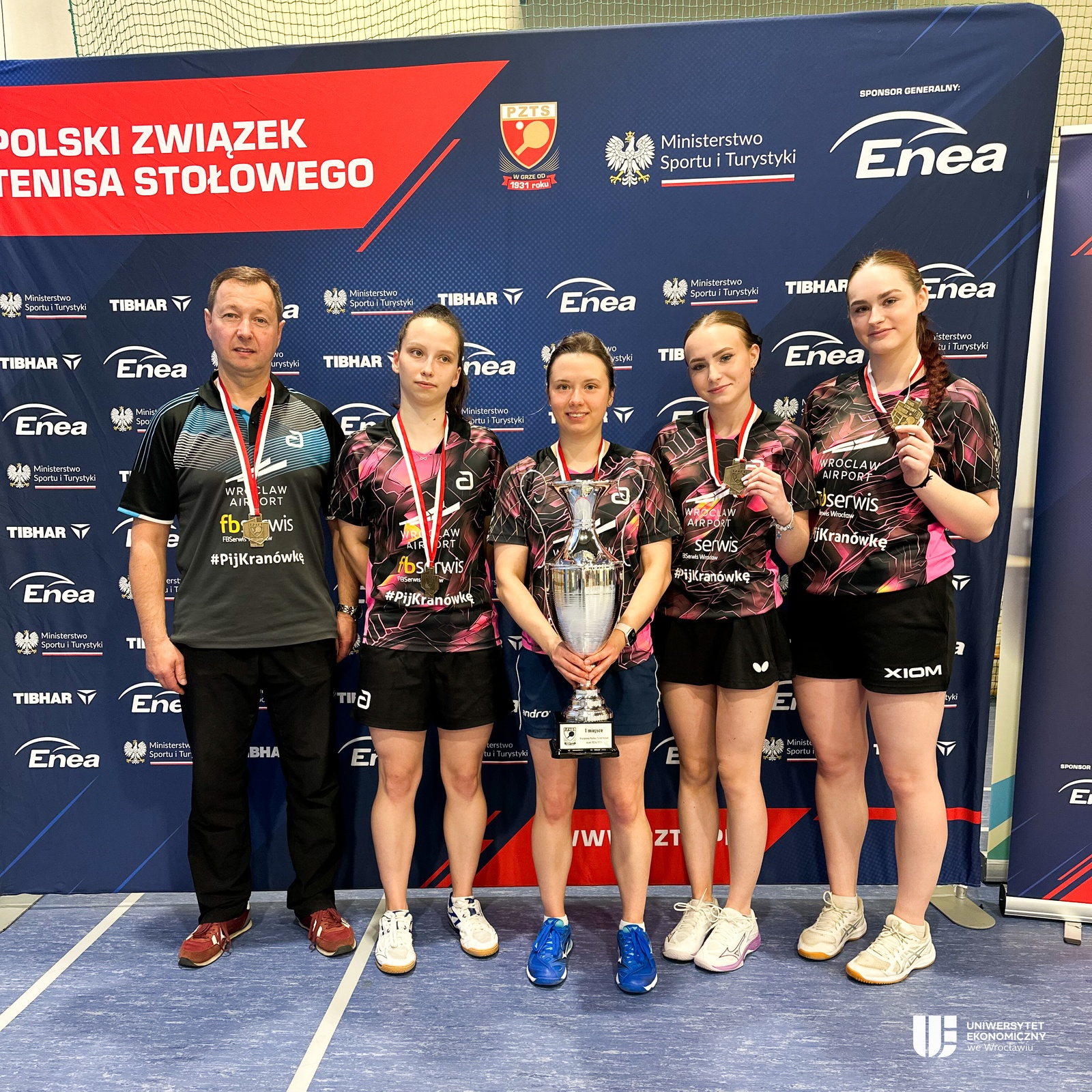 Reprezentantki UEW ze złotem w Drużynowym Pucharze Polski