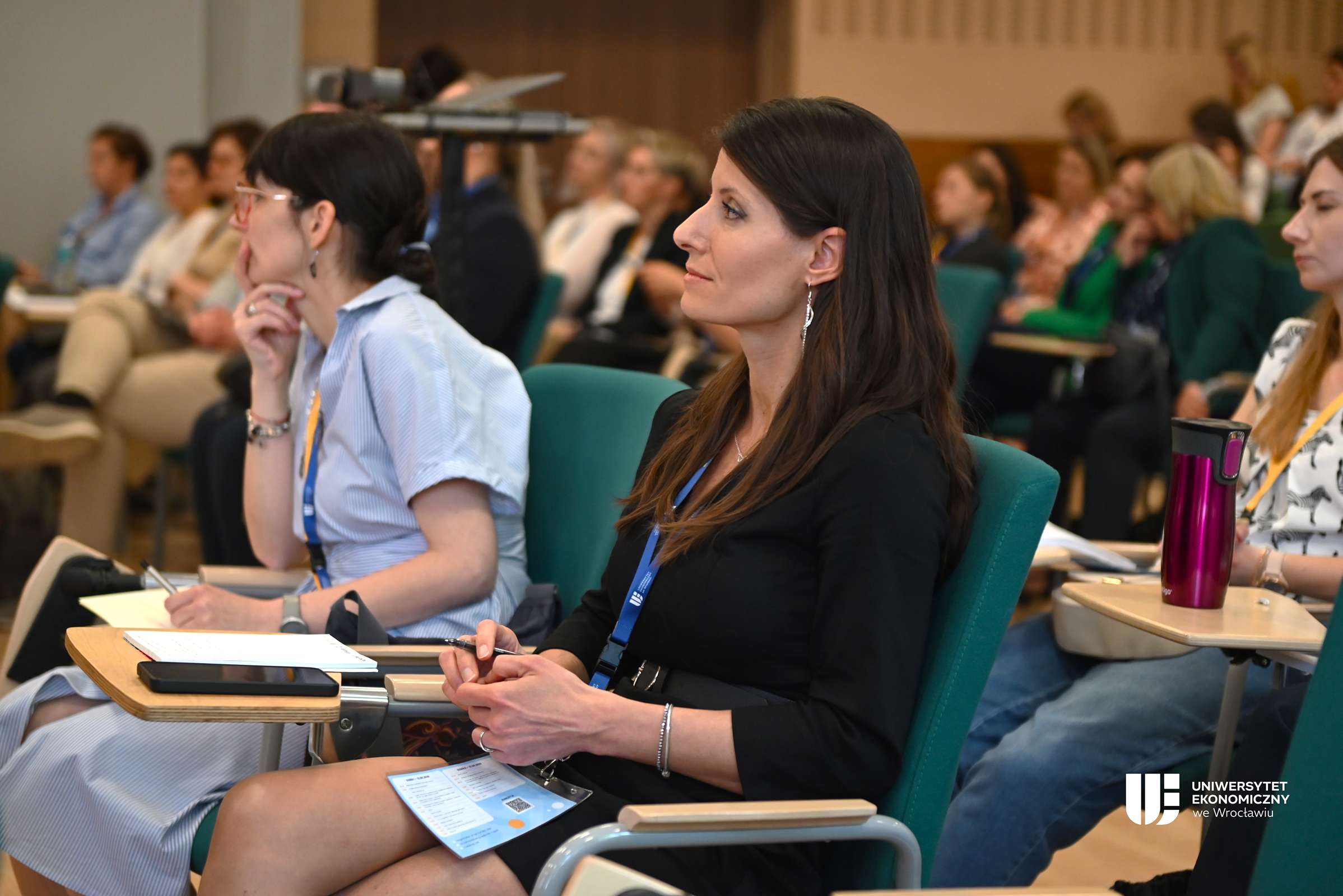 Kierunek: ewaluacja i finanse  konferencja UEW