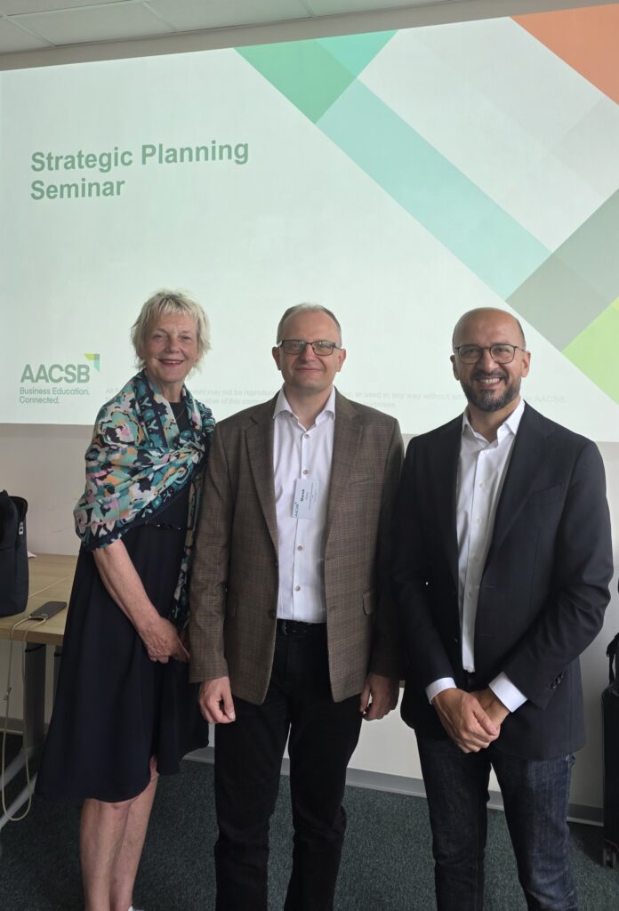 profesor marek kośny seminarium aacsb