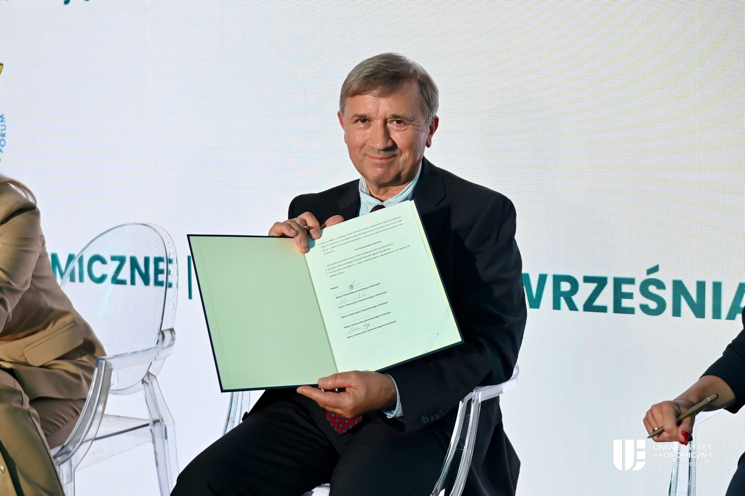 Rektor UEW prof. Czesław Zając