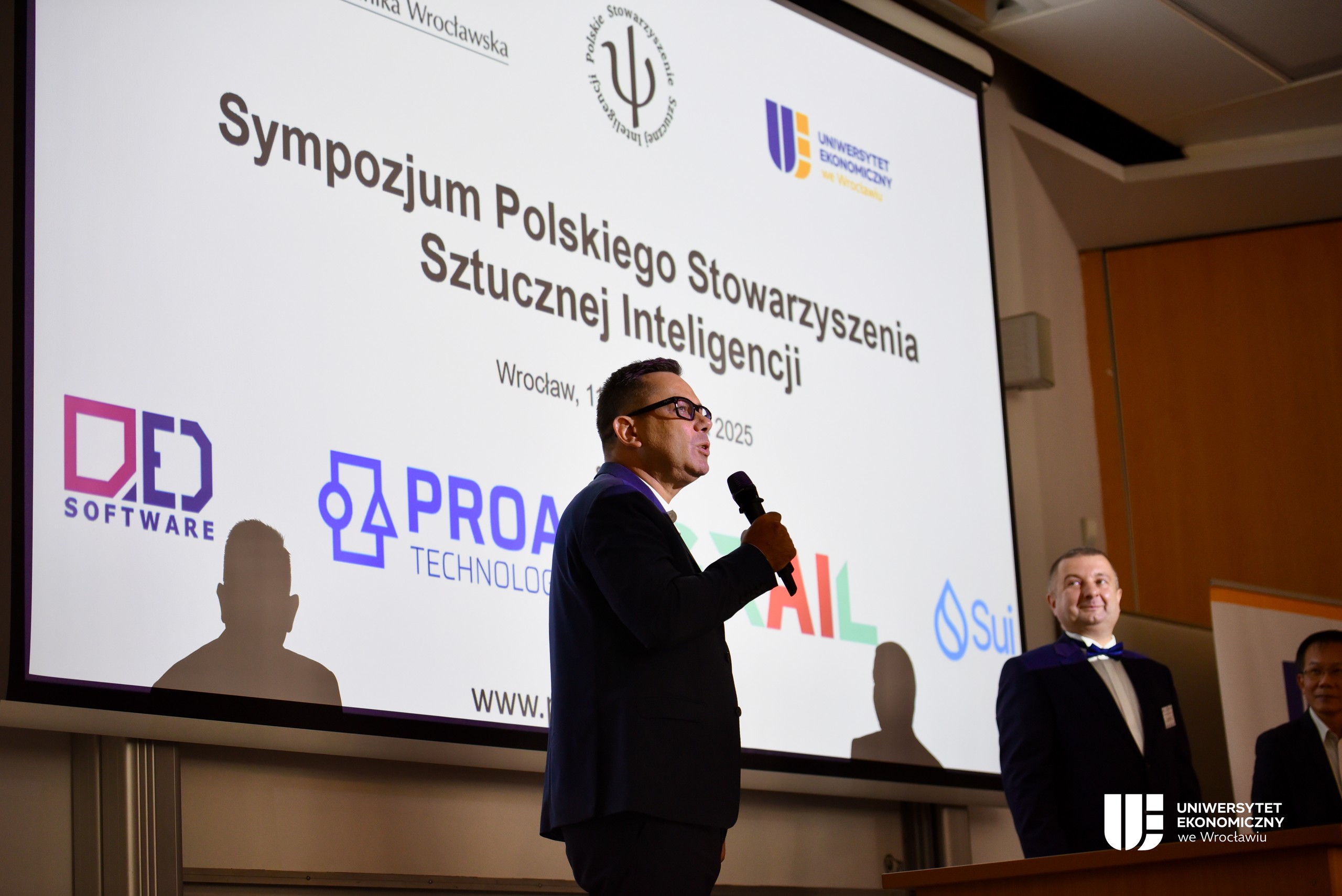 sympozjum polskiego stowarzyszenia polskiej inteligencji 2025 uew