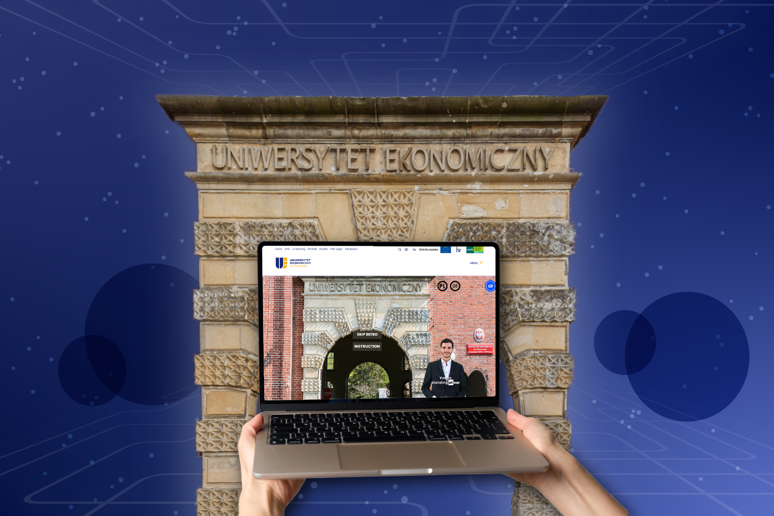 A laptop held in hands displaying the website with a virtual tour of the University of Economics; in the background, a stone gate with the inscription ‘University of Economics’ on a navy-blue graphic