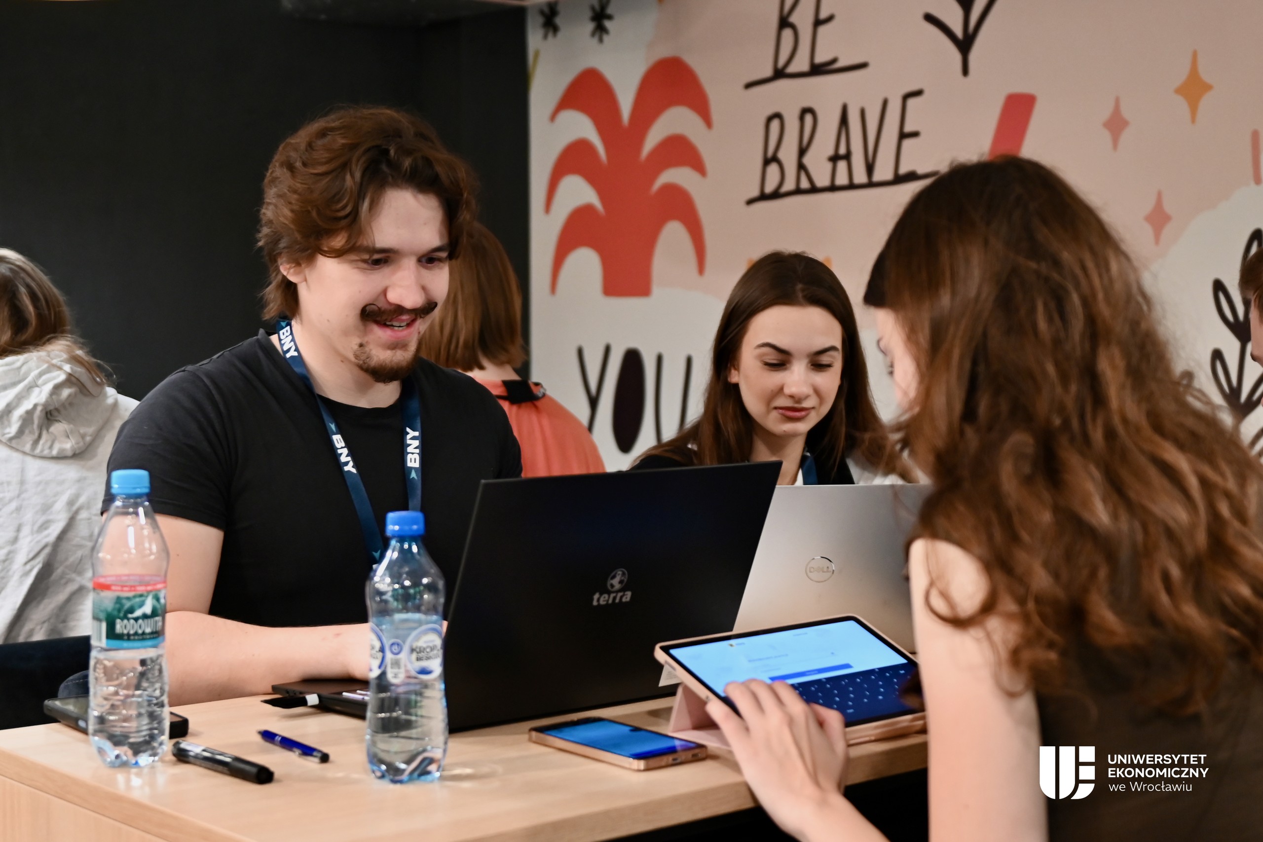 AI in Finance – hackathon UEW 2026